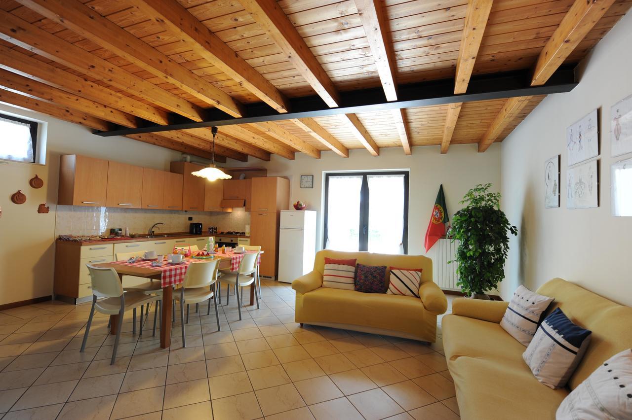 Casa Vacanze Dalmolin Hotel Valeggio sul Mincio Eksteriør billede